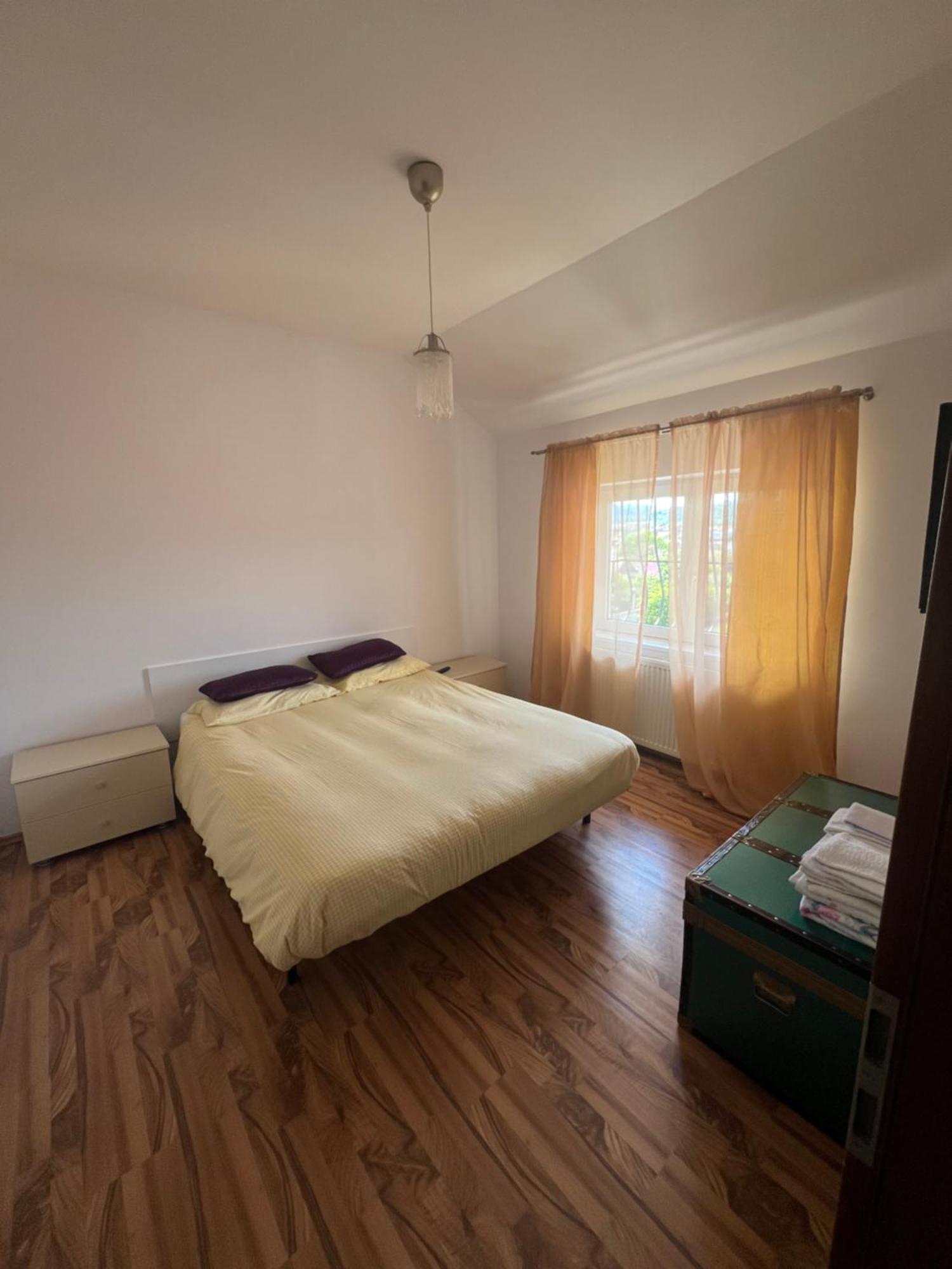Ovidius Apartament Cisnădie Εξωτερικό φωτογραφία